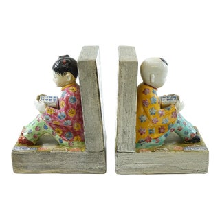 1980s Hand Painted Chinese Decorative Porcelain Bookends- A Pair For Sale