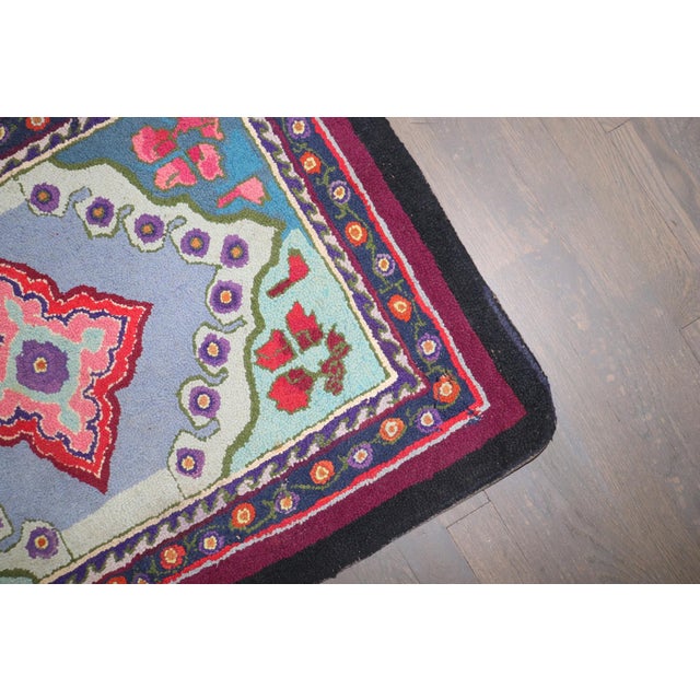 American Early 20th Century American Hooked Rug - 2'6" x 3'3" For Sale - Image 3 of 7