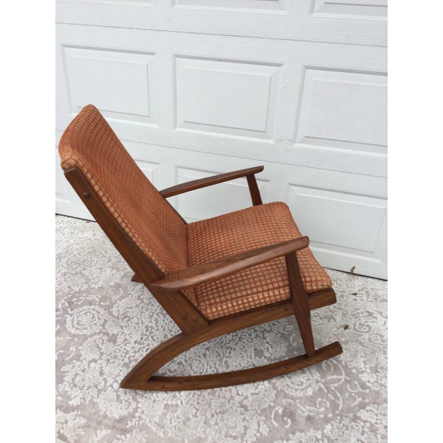 Vintage Mid-Century Modern Walnut Rocking Chair For Sale In Orlando - Image 6 of 11