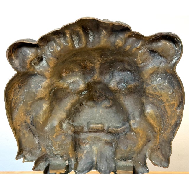Large Finely Cast Bronze Lion Mask, Museum Mounted 20th Century For Sale - Image 4 of 15