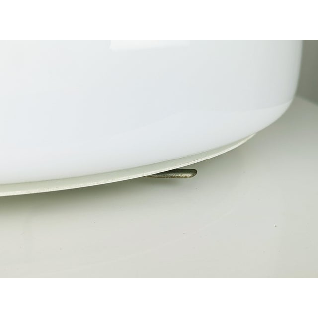 White Opaline Glass and Metal Velella Ceiling Lamp by Achille Castiglioni for Flos, 1960s For Sale - Image 6 of 10
