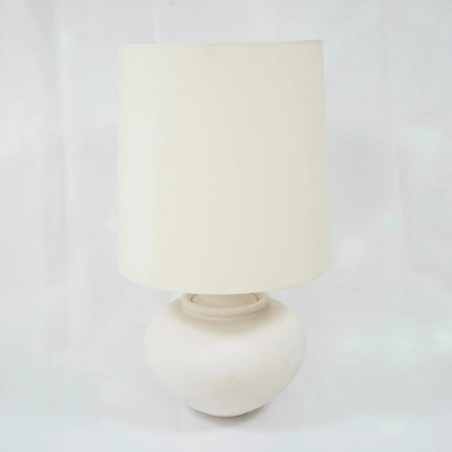 1960s Modernist French Plaster Table Lamps from Manufacture de Desvres, 1960s, Set of 2 For Sale - Image 5 of 5
