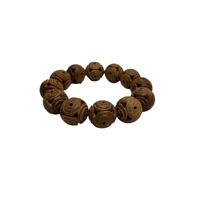 Sandalwood Coin Pattern Carving Beads Hand Rosary Praying Bracelet For Sale - Image 4 of 6