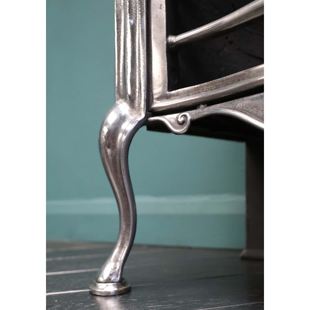 Late 19th Century 19th Century English Polished Steel Fire Basket from Thomas Elsley, 1890 For Sale - Image 5 of 6