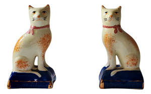 Porcelain Cat Figurines from Staffordshire, England, 1970s, Set of 2