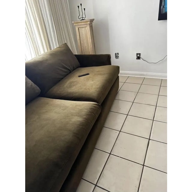 This Crate Barrel Lounge Deep Sofa is the perfect addition to a family home or anyone wanting the benefits of a stylish...