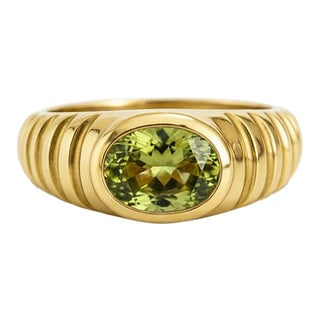 Oval Bezel Peridot Ring for Men Silver, Gold, Size 10 For Sale