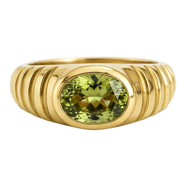 Oval Bezel Peridot Ring for Men Silver, Gold, Size 10 For Sale