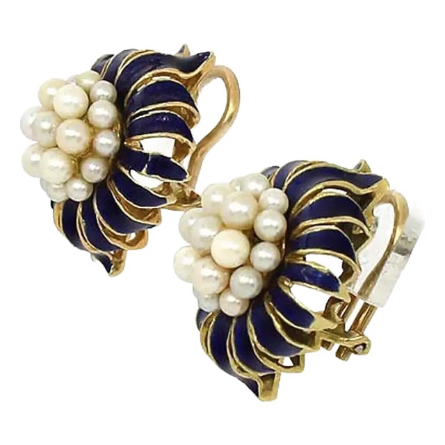Late 20th Century 10179 - Pearls Cluster Blue Enamel 18k Yellow Gold Clip on Earrings , 2 Pieces For Sale