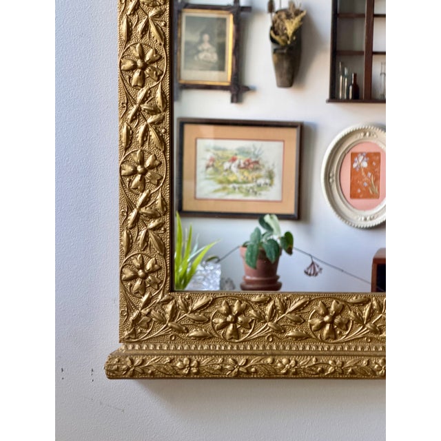 Early 20th Century Vintage Floral Giltwood Wall Mirror, C. 1925–1945 For Sale - Image 5 of 8
