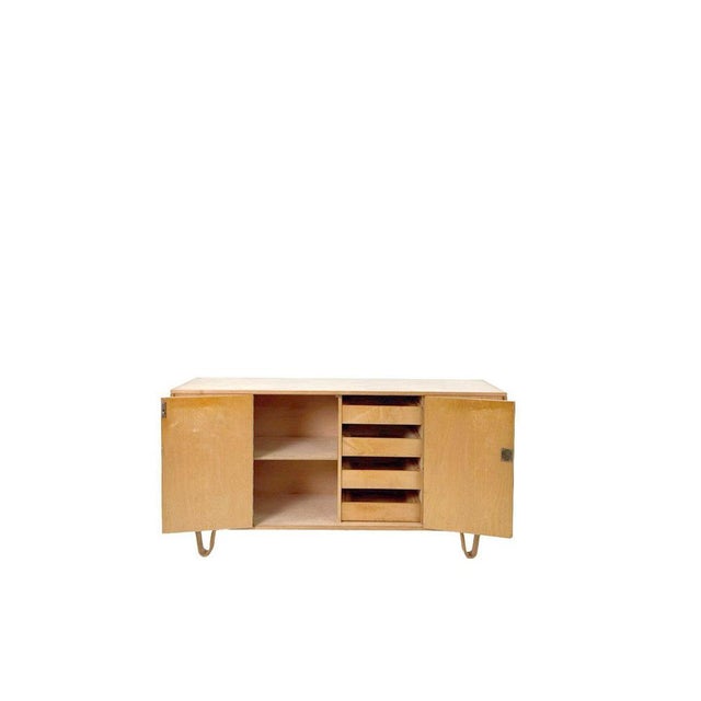 The Pastoe DB02 sideboard by Cees Braakman – Birch Series is a remarkable example of early Dutch modern design. Designed...