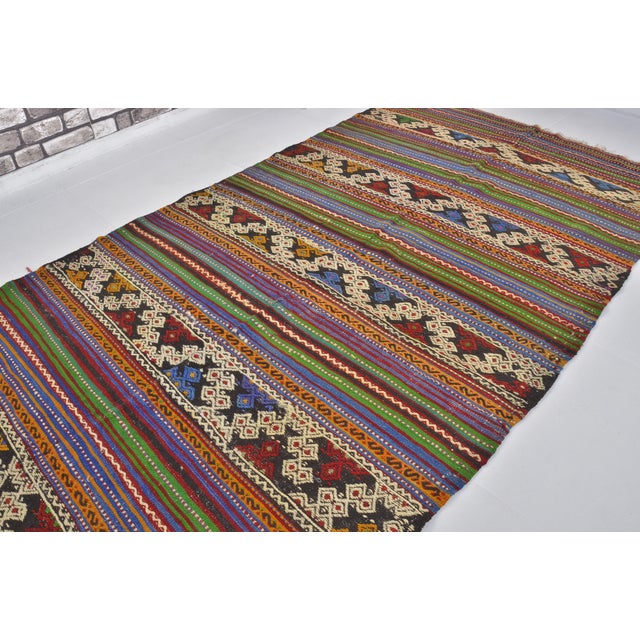 Textile 1960s Oushak Neutraş Turkish Kilim Rug For Sale - Image 7 of 10