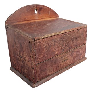 Circa 1800 American Grain-Painted Wall Candle Box For Sale