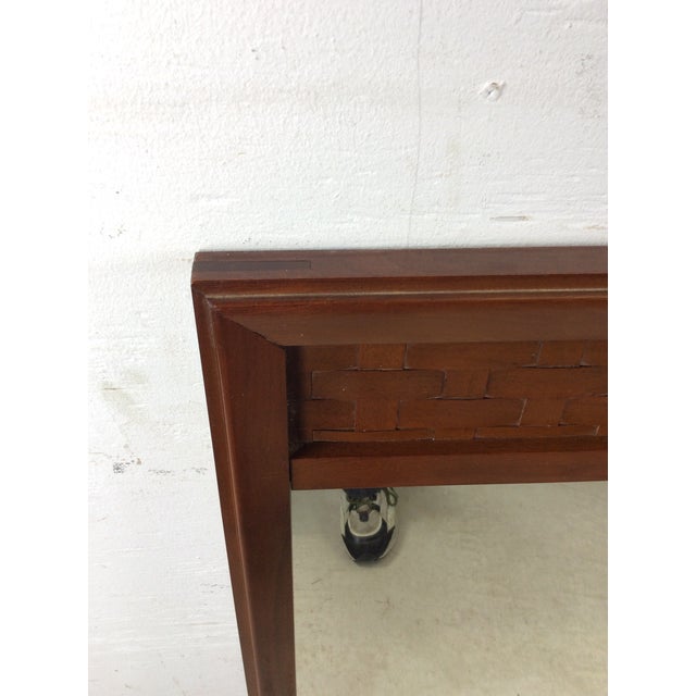 1960s Mid Century Modern Long Rectangular Wall Mirror With Basket Weave Detail on Top Frame For Sale - Image 5 of 9