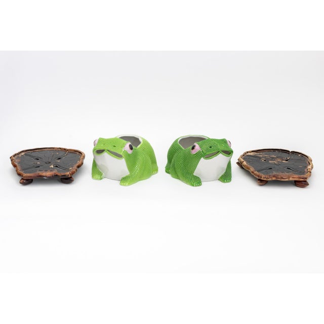 Chinese Porcelain Frog Form Jardinieres, Pair For Sale In New York - Image 6 of 12