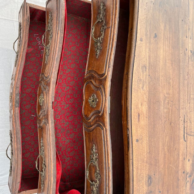 18th Century French Commode For Sale - Image 6 of 11
