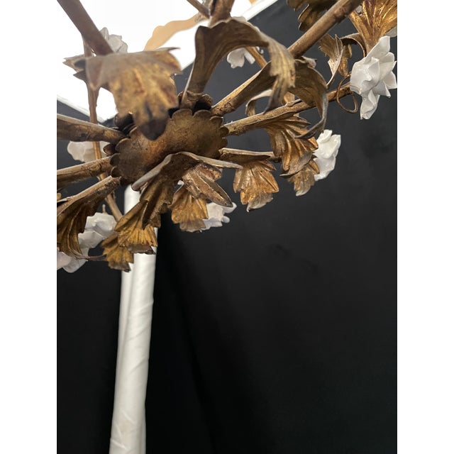 1950s 1950s Italian Birdcage Tole Chandelier With White Porcelain Roses For Sale - Image 5 of 8