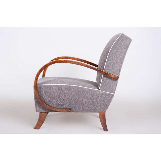 Czech Art Deco Beech Armchair attributed to J. Halabala for Up Zavody, 1930s For Sale - Image 4 of 11