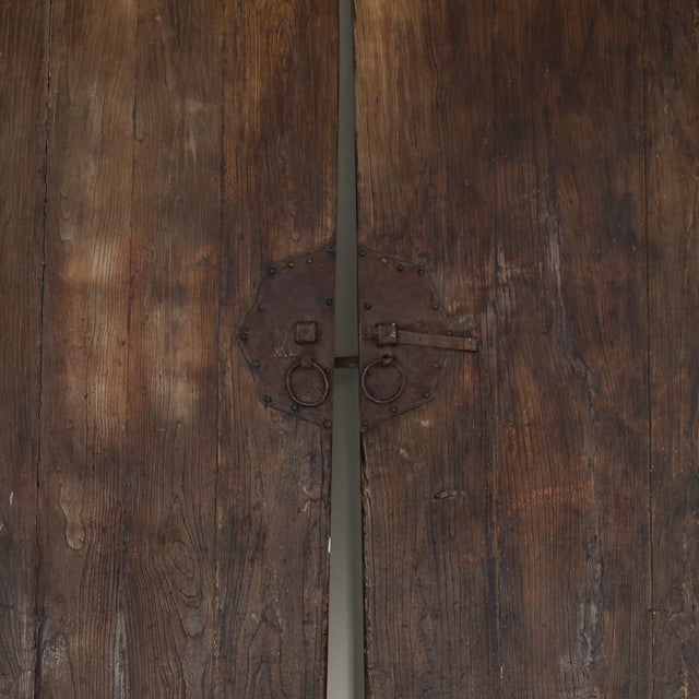 18th Century Carved Wooden Stained Doors - Set of 2 For Sale - Image 4 of 6