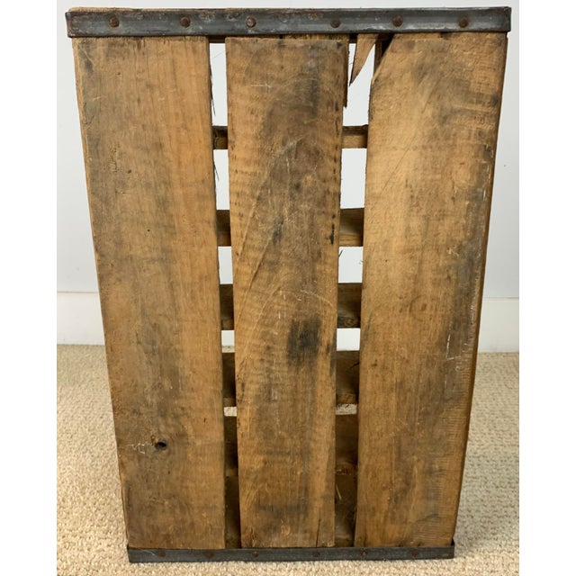 Vintage 7-Up Wooden Bottle Crate For Sale - Image 4 of 8