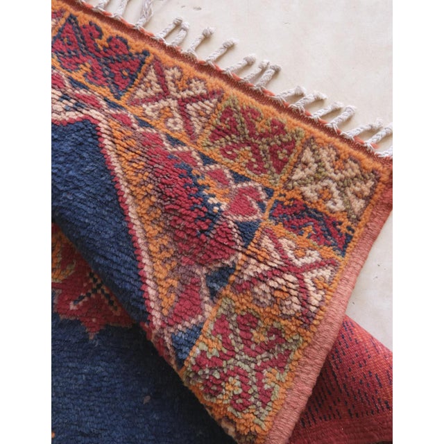 Mid-Century Modern 1980s Small Tribal Moroccan Rug - 5.1 X 3.6 Ft For Sale - Image 3 of 8