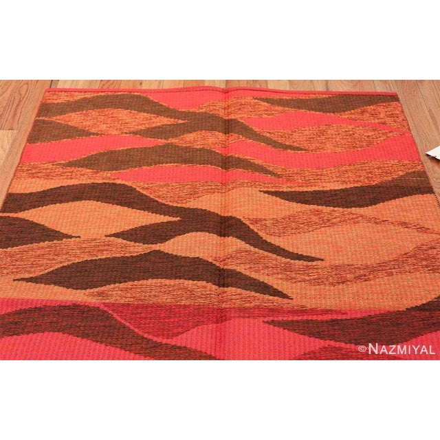 Nazmiyal Collection Mid Century Modern Double Sided Swedish Kilim Rug For Sale In New York - Image 6 of 6