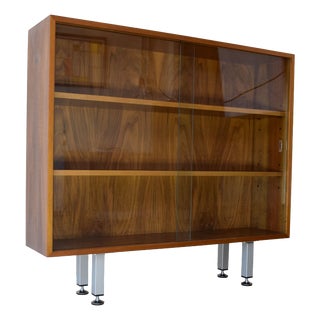 Display Bookcase in Walnut, 1960s For Sale