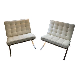 Authentic Knoll Barcelona Chairs in Ivory - a Pair For Sale