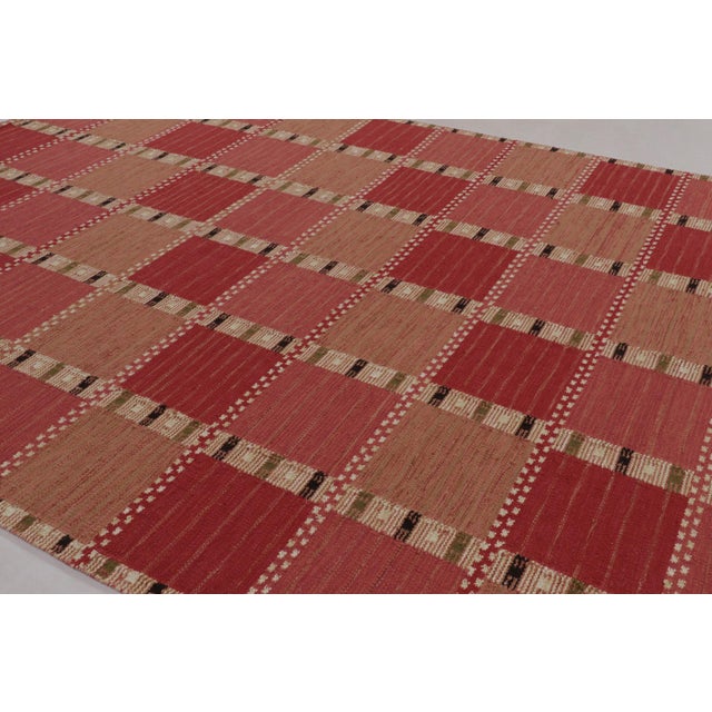 Handwoven in premium New Zealand wool, this 10x14 flatweave is a premier selection from our contemporary Scandinavian rug...