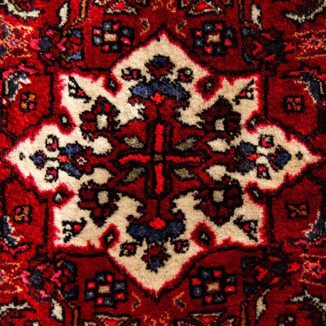 1970s Vintage Hamadan Rug in Hand-Knotted Wool, 1970s For Sale - Image 5 of 8