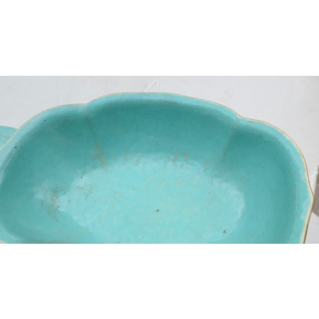 Cerulean Pair of Antique Chinese Rose Medallion Bowls- A Pair of 2 For Sale - Image 8 of 17
