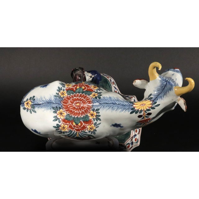 Dutch Delft Polychrome Model of a Cow Milking Group For Sale - Image 9 of 11