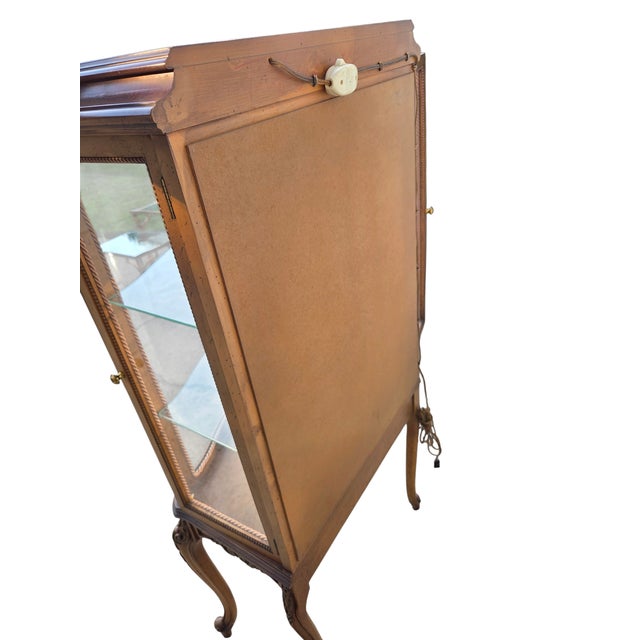 Vintage French Carved Vitrine Curio Cabinet Hutch Display Louis XV Style For Sale - Image 13 of 13