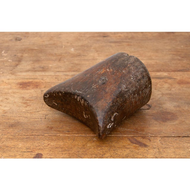 19th Century Omo Valley Antique Sidama Headrest For Sale - Image 5 of 7