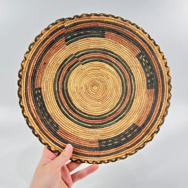 African Early 20th Century Hausa Flat Basket Nigeria 12inch MATTER COLLECTION For Sale - Image 3 of 7