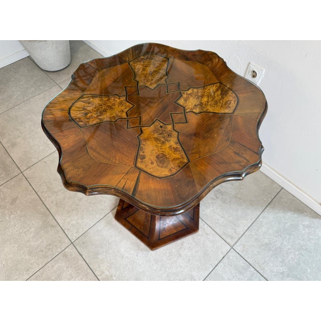 Biedermeier Table in Marquetry For Sale - Image 10 of 14