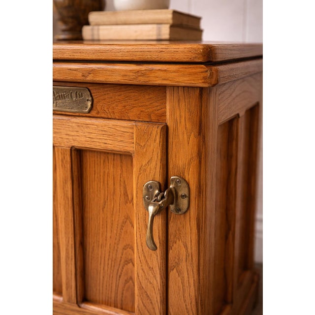 Late 20th Century Vintage White Cap Swivel-Top Oak Nightstand – Aged Brass Hardware – 22” W For Sale - Image 5 of 7