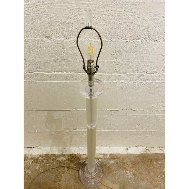 1970s Herb Ritts for Astrolite Smashingly Stylish Lucite Floor Lamp For Sale - Image 12 of 12
