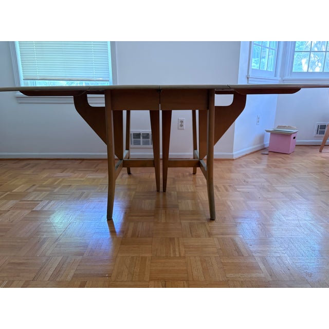 1950s Mid Century Modern Heywood-Wakefield Drop Leaf Table With 2 Leaves, 5 Chairs For Sale In Rochester - Image 6 of 16
