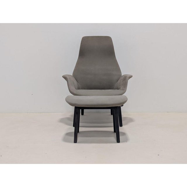 Set of Ventura Chair and Ottoman from Poliform For Sale - Image 11 of 13