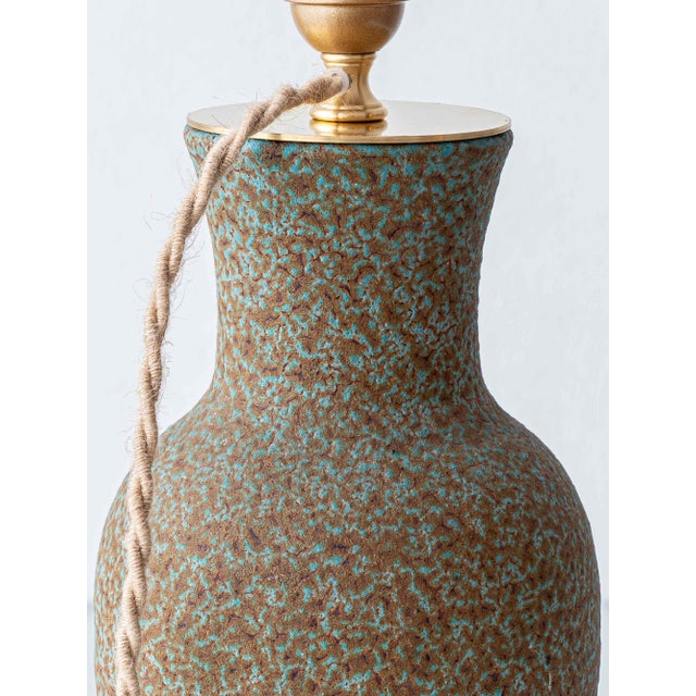 Mid-Century Modern French Pottery Table Lamp with Raffia Lampshade from Accolay Studio, 1950s For Sale - Image 9 of 13