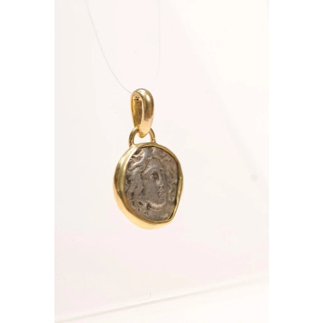 An Ar Drachm Helios Pendant Trimmed in 18k Gold For Sale In Atlanta - Image 6 of 12