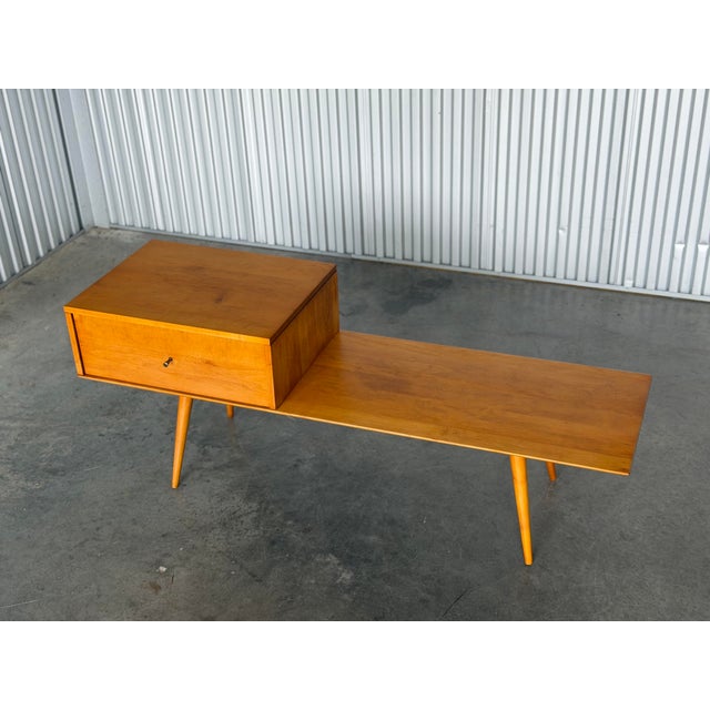 Winchendon Furniture Company 1950s Early Paul McCobb Planner Group Bench Coffee Table With Cabinet Drawer - Restored For Sale - Image 4 of 12