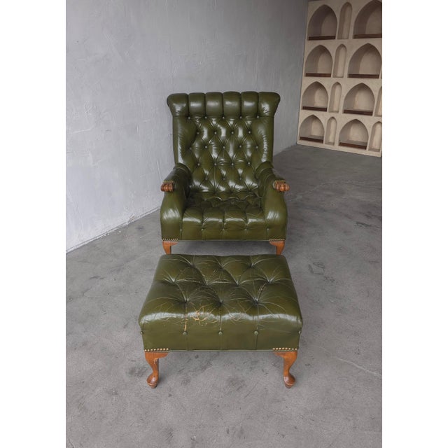 1970s Vintage Green Tufted Leather Sleepy Hollow Chair and Ottoman For Sale - Image 5 of 12