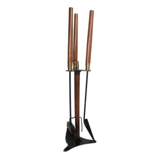 Mid Century Fireplace Tool Set by the Seymour Manufacturing Company C 1950/60’s For Sale