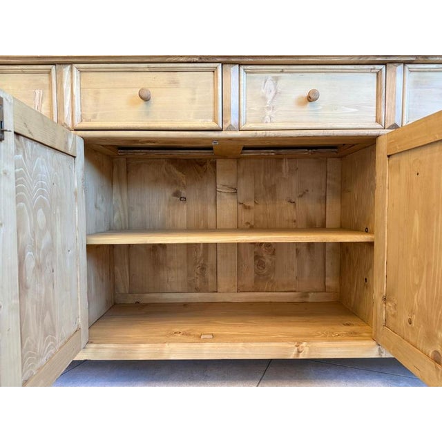 Rustic Farmhouse Chest of Drawers in Pine For Sale - Image 9 of 15