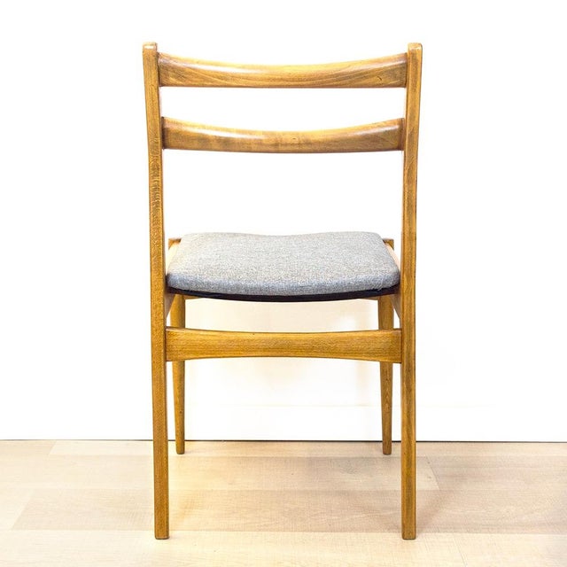 Mid-Century Modern Dining Chair in Fabric and Wood, Spain, 1960s For Sale - Image 4 of 7