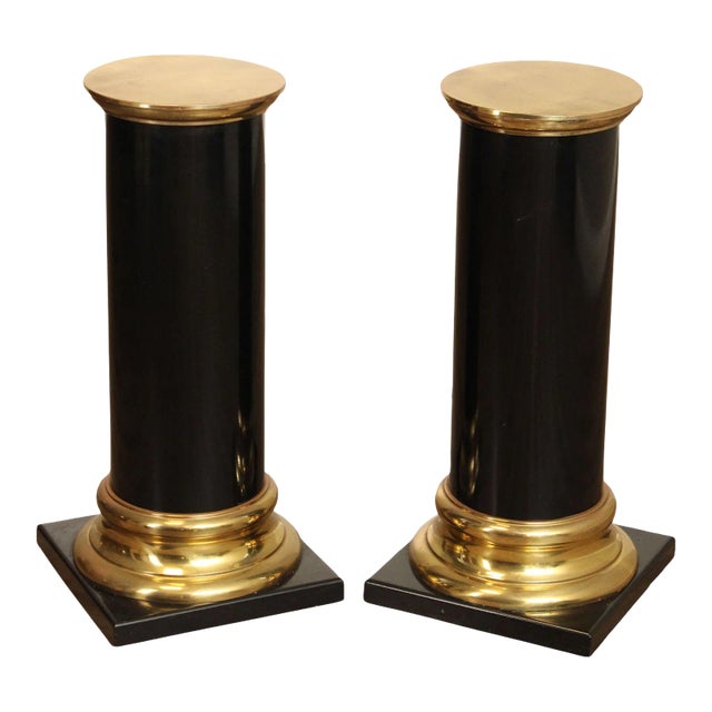 Italian Regency Style Pair of Lacquered Wood and Brass Pedestals For Sale