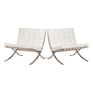 Mid Century White Barcelona Chairs by Mies Van Der Rohe for Knoll, 1970s For Sale
