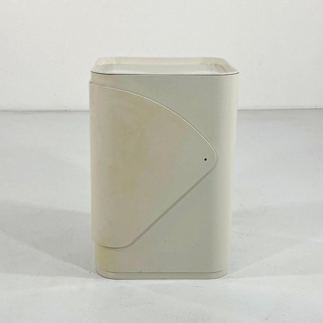 Plastic White Laundry Bin by Anna Castelli for Kartell, 1970s For Sale - Image 7 of 11
